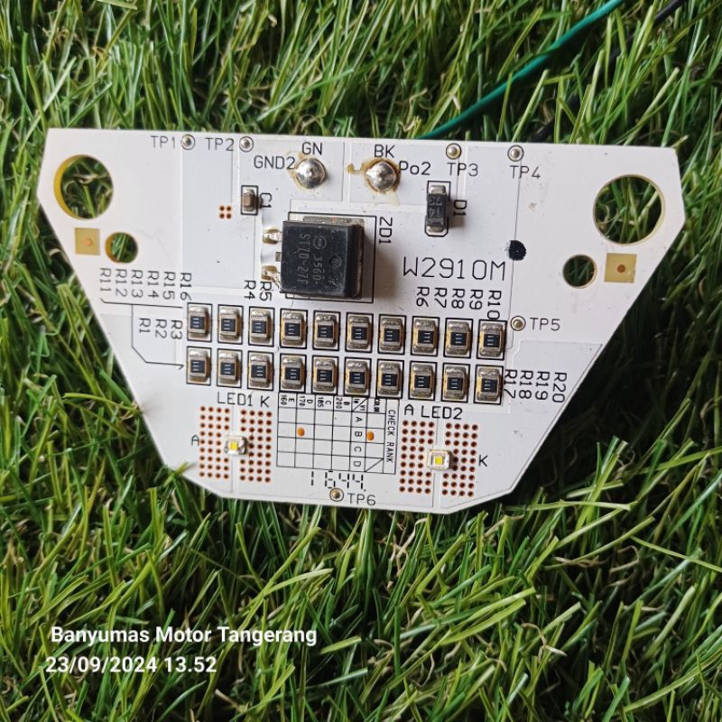 PCB lampu senja Vario 125/150 led old 2017 original