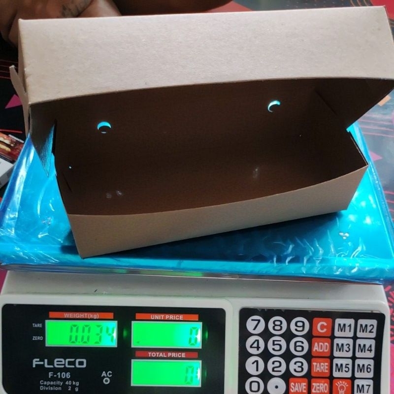 

Box Laminasi 325 gsm, untuk Brownis, Donut, size 22x10x5