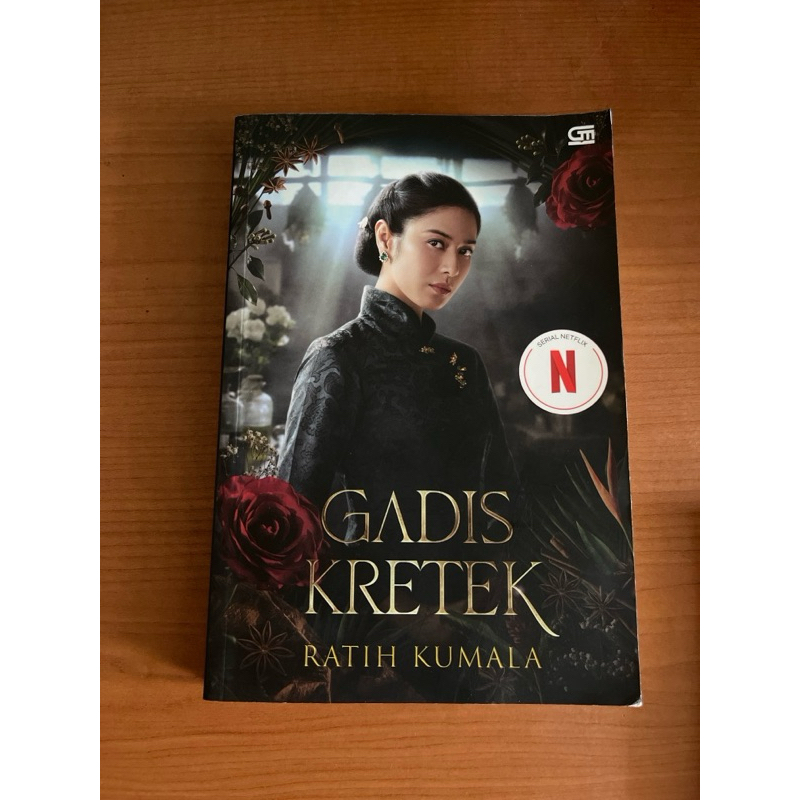 NOVEL GADIS KRETEK (PRELOVED)