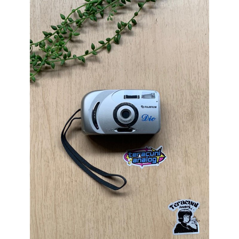 FUJIFILM DIC (KAMERA ANALOG)