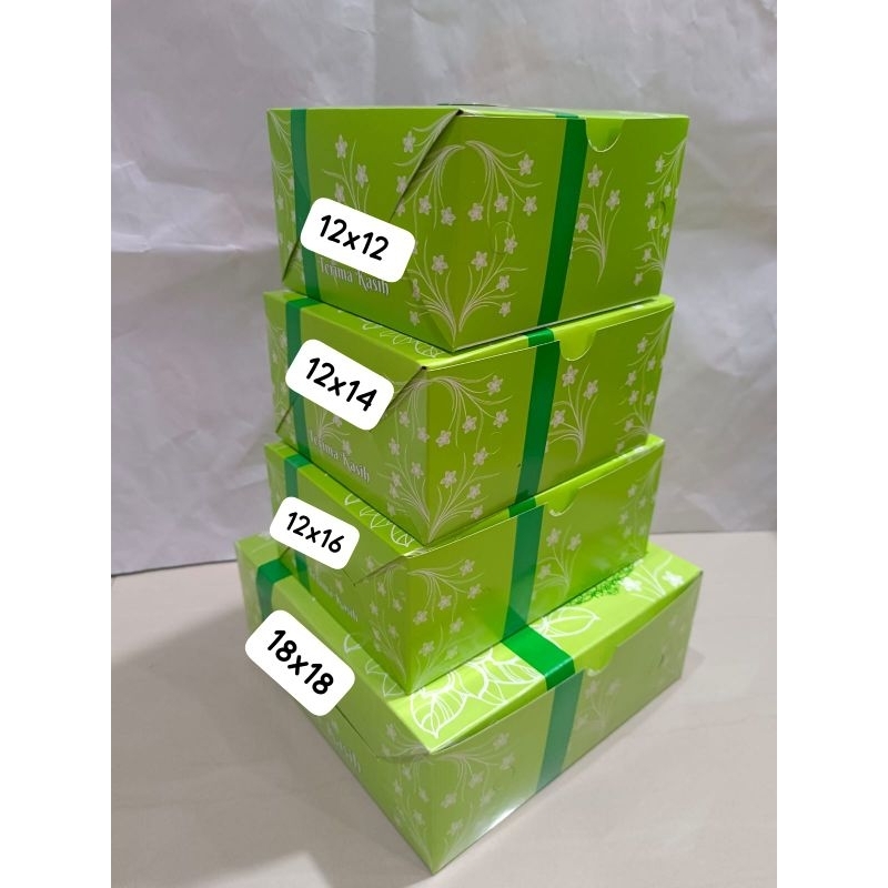 

DUS SNACK/KOTAK SNACK SUNATAN HAJATAN MOTIF ISI 50 PCS 12x12 12x14 12x16 18x18