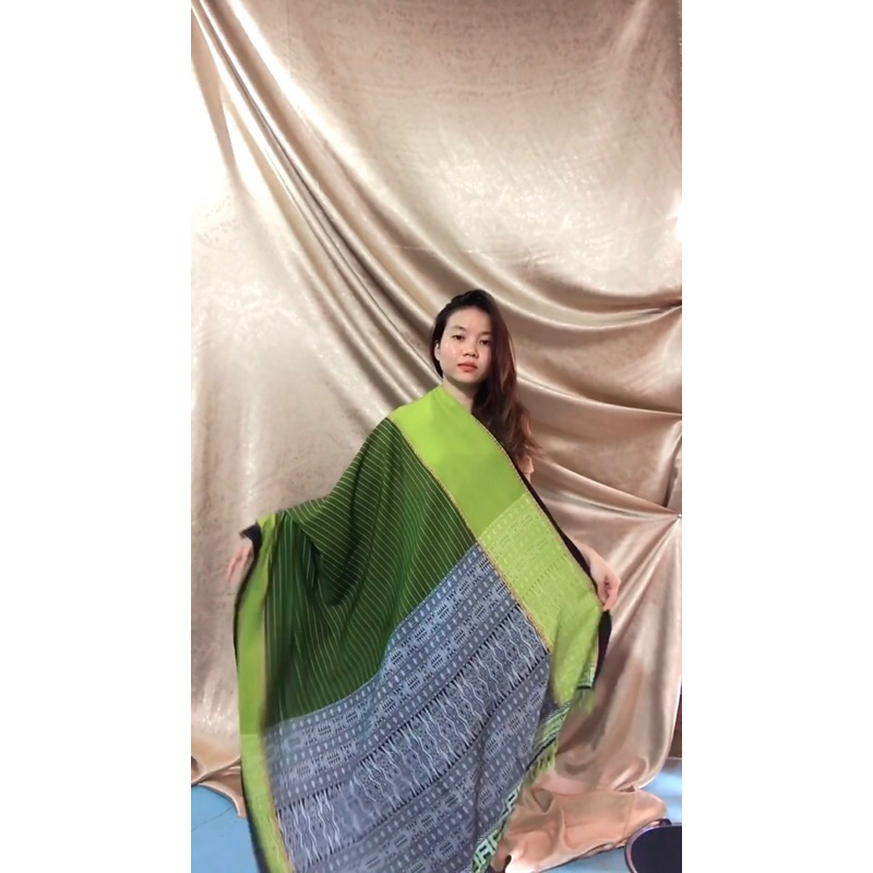 Selendang / Sarung Ulos Batak