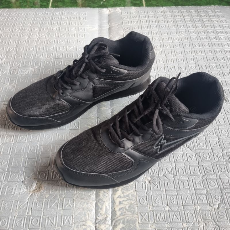 SEPATU SEKOLAH EAGLE SIZE 47 SECOND PRELOVED LIKE NEW