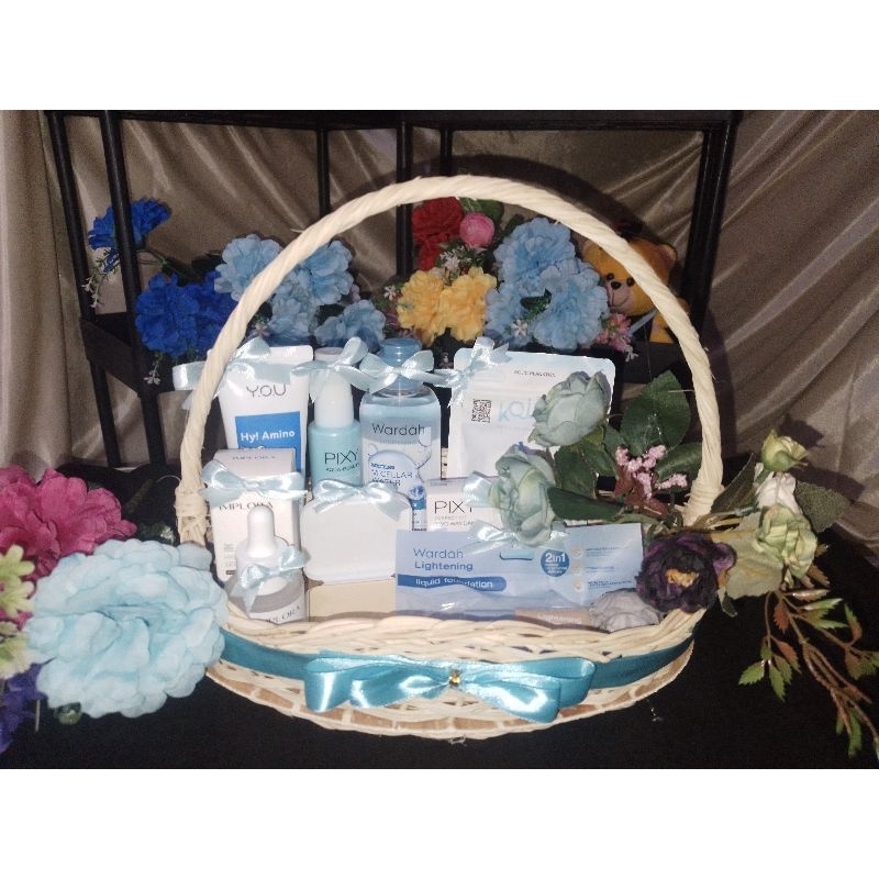Hantaran pernikahan kosmetik nuansa biru mahar seserahan parsel bingkisan paket lengkap alat kosmeti