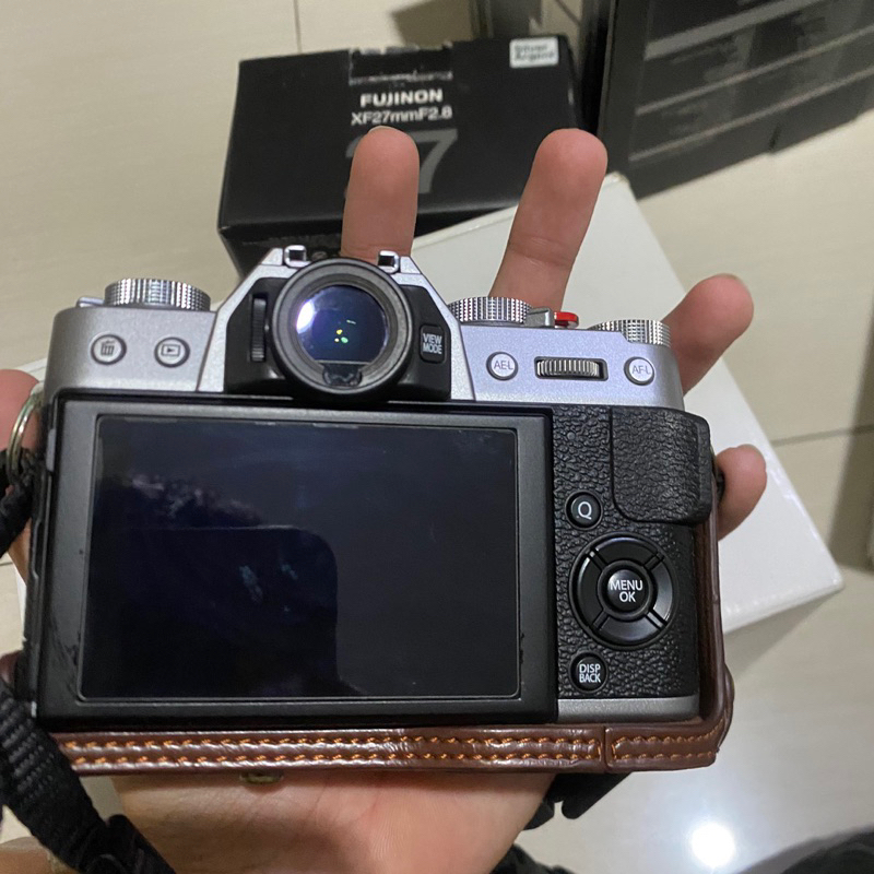 Fujifilm - fuji film xt20 inc Lensa Zoom 18-55
