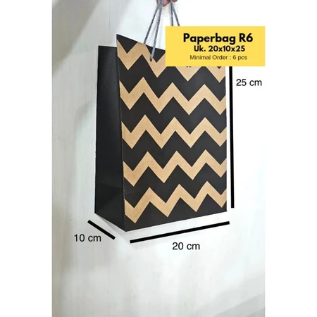 

Paperbag ukuran 20x10x25 Motif Zigzag
