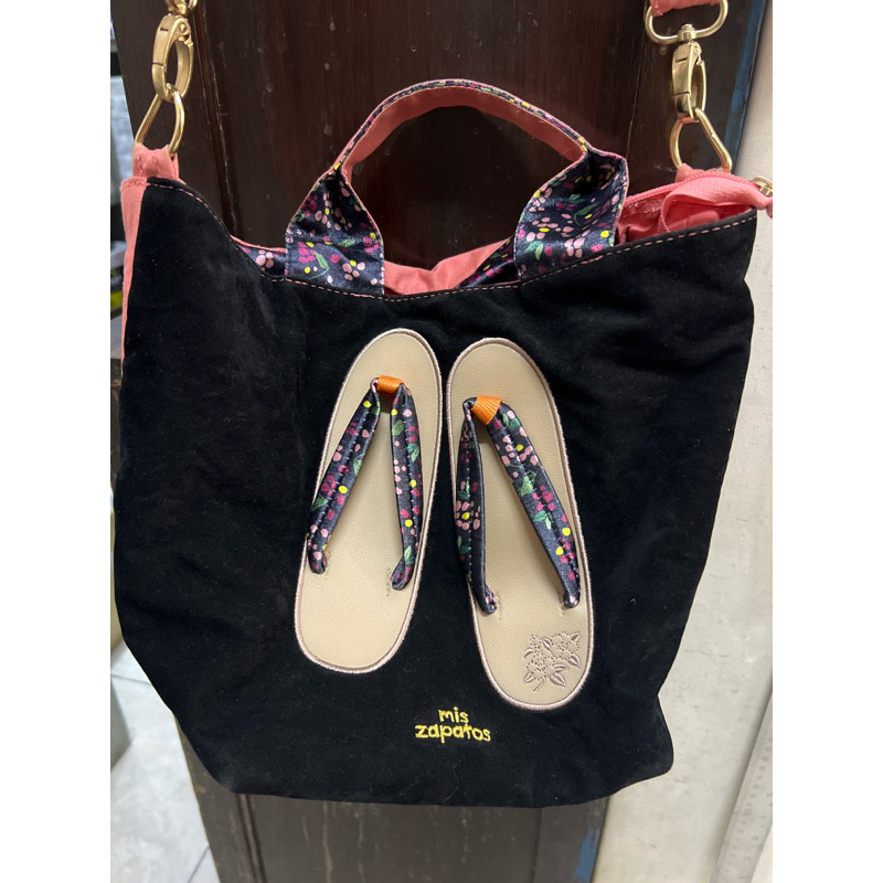 Tas Mis Zapatos motif sendal Jepang