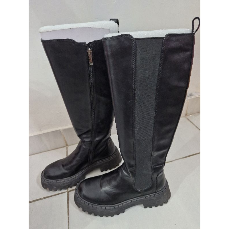 sepatu knee boots