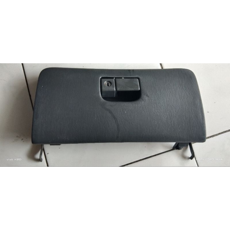 ORI TOYOTA tutup laci dashbord kijang kapsul