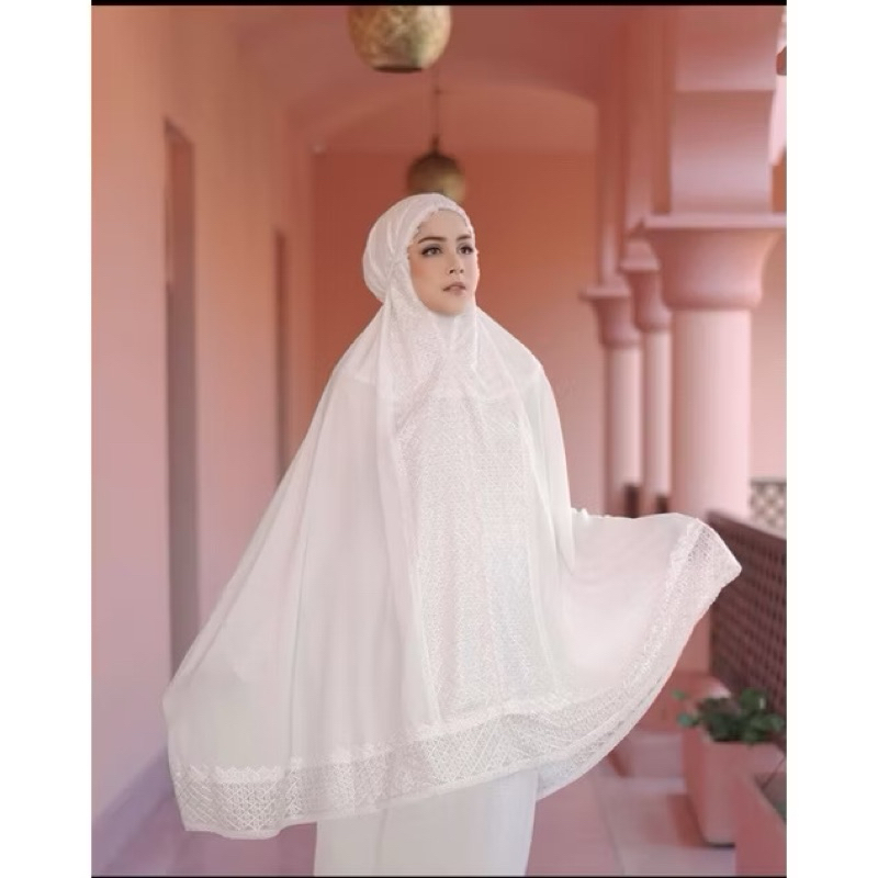Buttonscarves Signature Lace Prayer Robe - White (warehouse sale 2024)