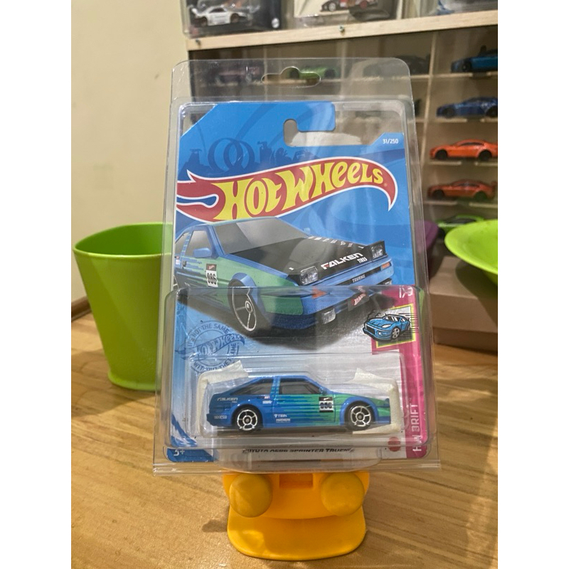 HOTWHEELS TOYOTA AE86  SPRINTER TRUENO FALKEN