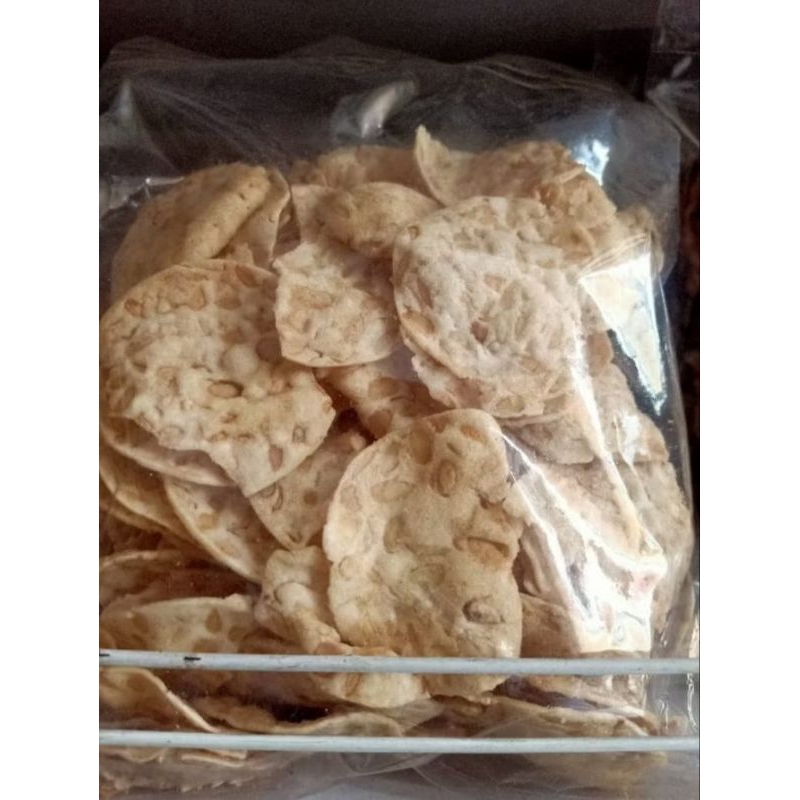 

KERIPIK KRIPIK TEMPE SAGU BERAT 500-1000 GRAM