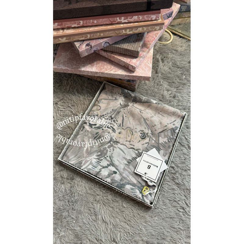BUTTONSCARVES THE FARSHA BONE NEW BUNDLING