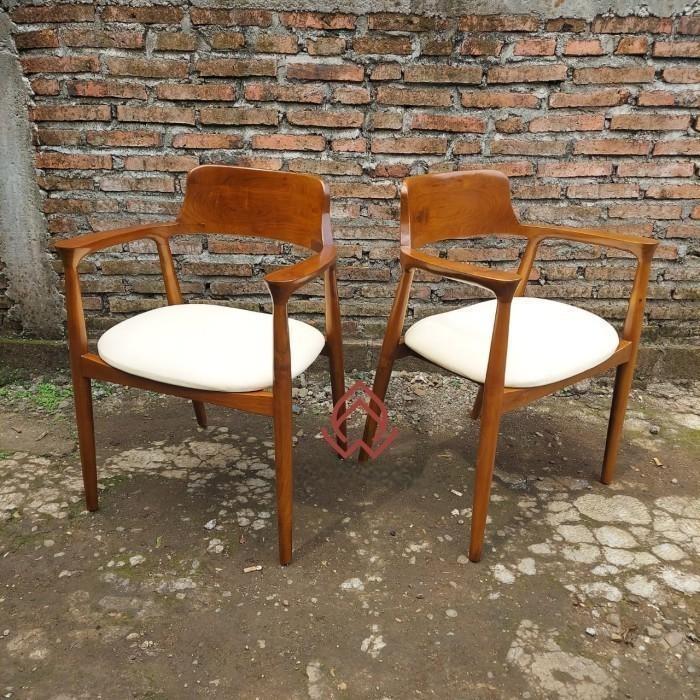 Kursi Makan Kayu Jati, Kursi Cafe Minimalis Jok Busa Custom - Herosima| Mebel Jepara