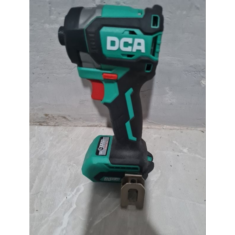 DCA impact driver ADPL 208 second + Baterai DCK