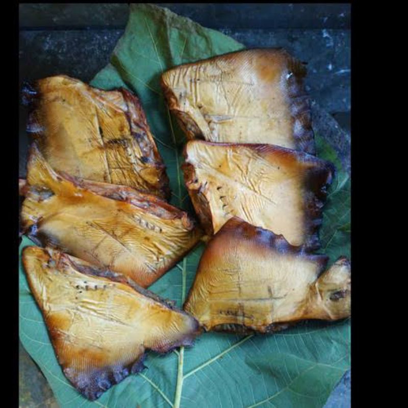 

Ikan Asap pari