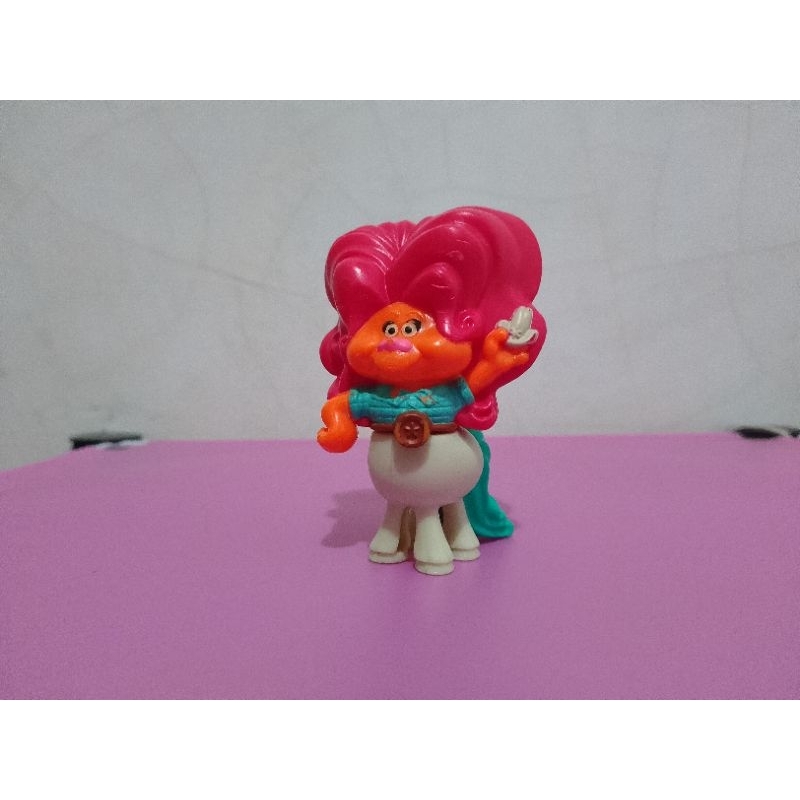 Figure TROLLS WORLD TOUR - DELTA DAWN - McDonalds 2020 Murah Retro Vintage Rare Koleksi Mainan Anak 