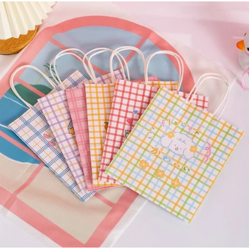 

Paperbag Karakter Tas Jinjing Serbaguna Bingkisan Hadiah Hampers Ulang Tahun Kartun Beruang Lucu Goodie Bag Motif Rabbit & Bear
