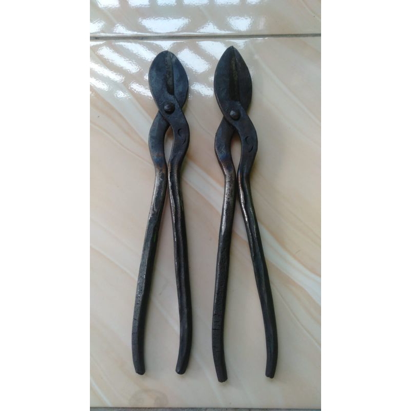 

1 pasang gunting flat