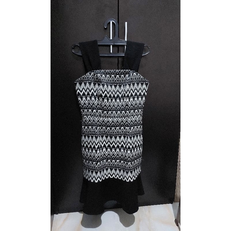 Dress Bateeq hitam
