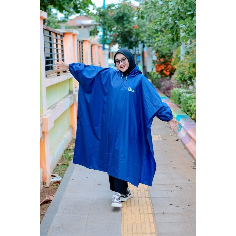 Jas Hujan Ponco/ Kelelawar Jas Hujan Pria dan Wanita Bahan PVC karet Tebal Lentur