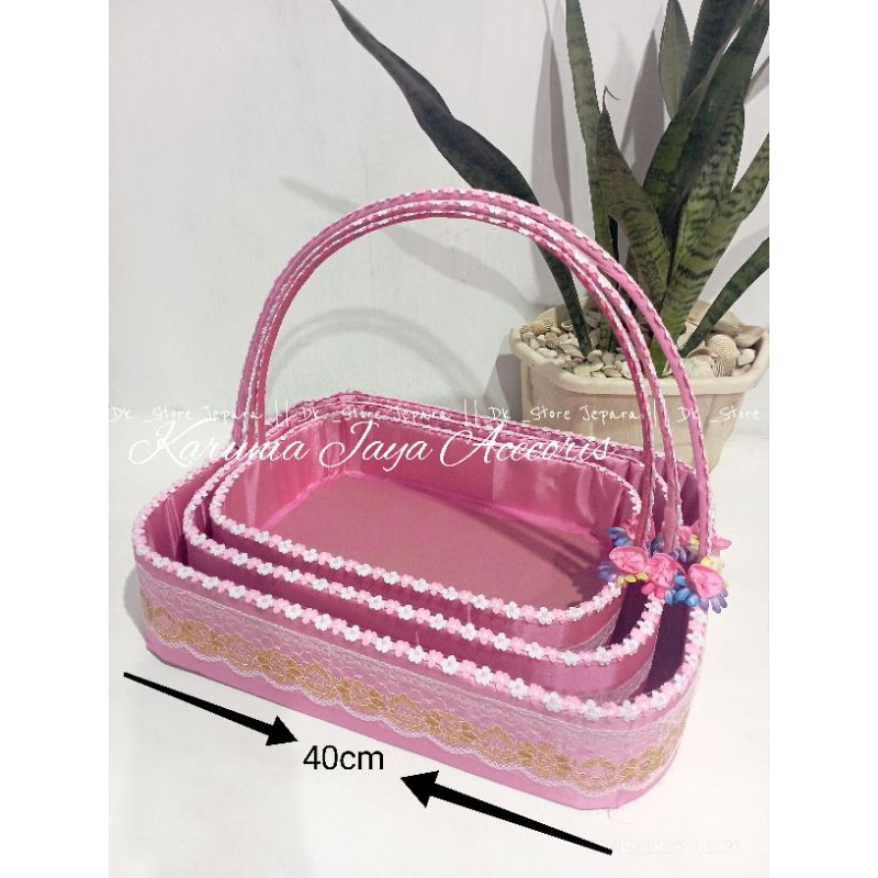 

Parsel JUMBO Hampers MODEL PENGESS KAIN SATIN