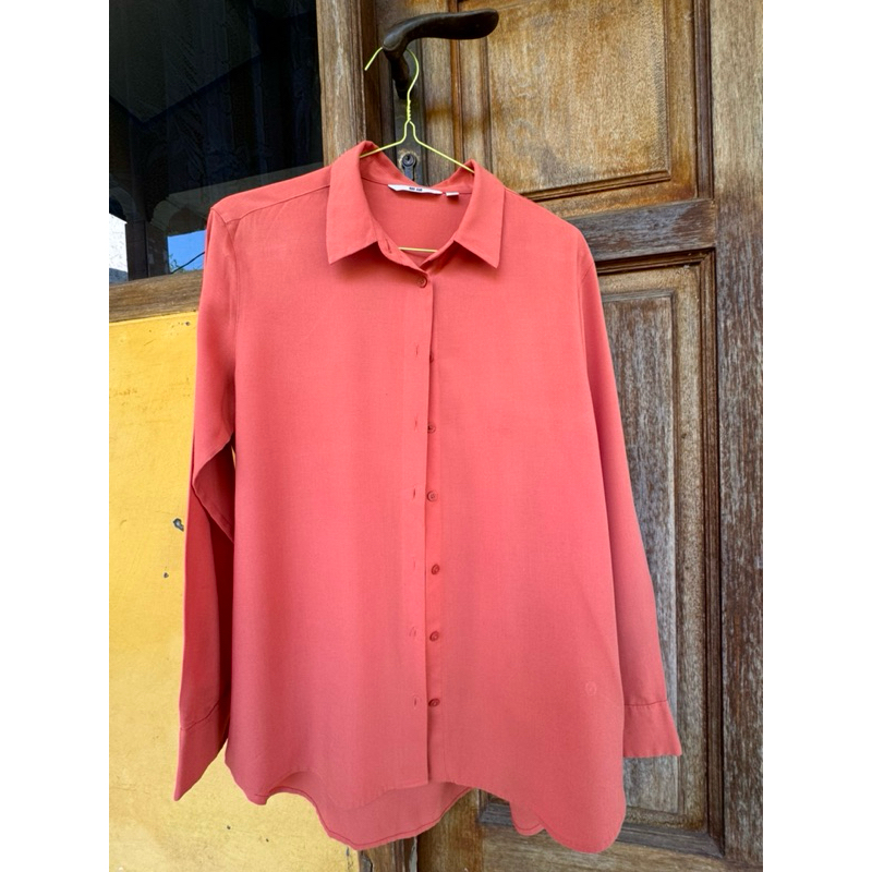 rayon blouse uniqlo proleved