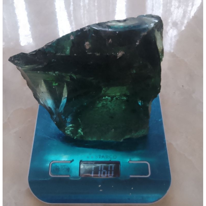 Batu Obsidian Bongkahan Hijau Botol Bererat