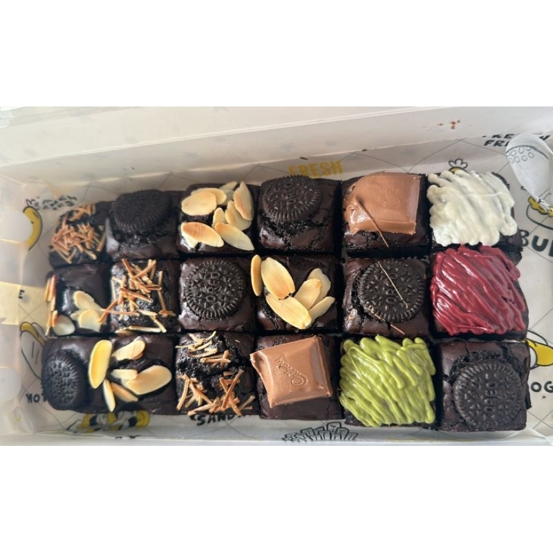 

fudgy bite brownies 18 pcs