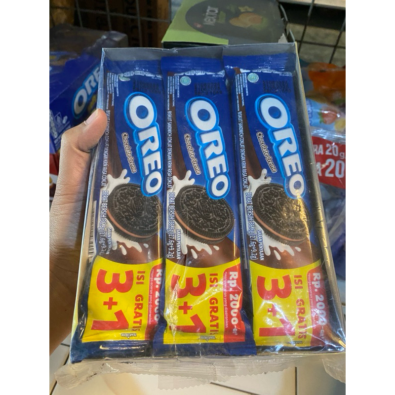 

Oreo Biskuit Sandwich Krim Coklat Box isi 10