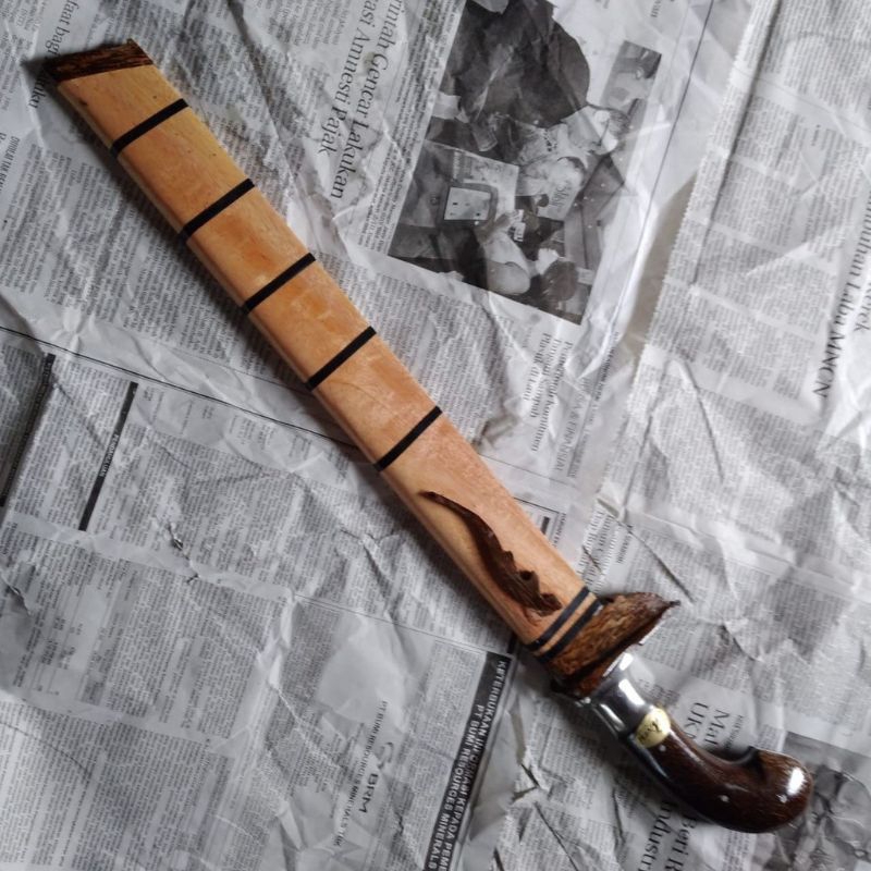 golok asli cibatu potong kayu bambu