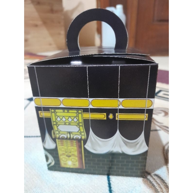 

BOX KA'BAH / DUS KA'BAH