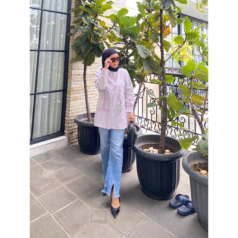 blus kemja katun jepang bordir bunga kecil katun jepang import toyobo semi sutra motif etnik kecill 