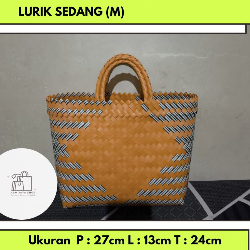 tas anyaman lurik tanggung/sedang M