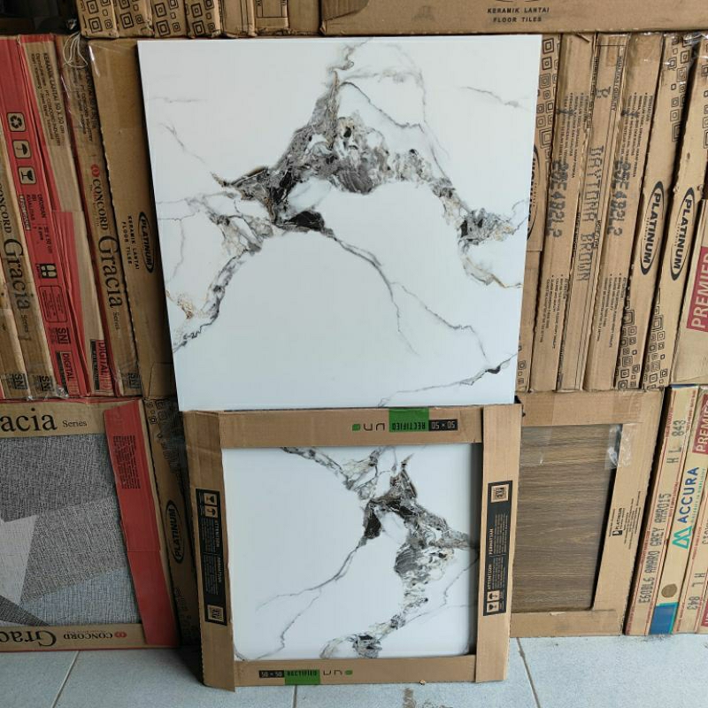 lantai keramik 50x50 motip marmer grey