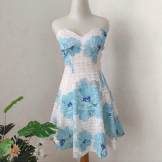 DRESS PANTAI PUTIH BIRU BUNGA