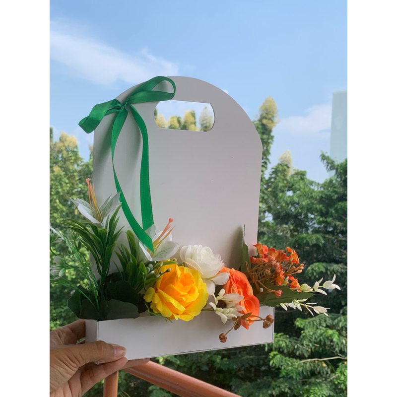 

Mini flowers box murah wisuda/sempro/wedding | Kuning | request ucapan