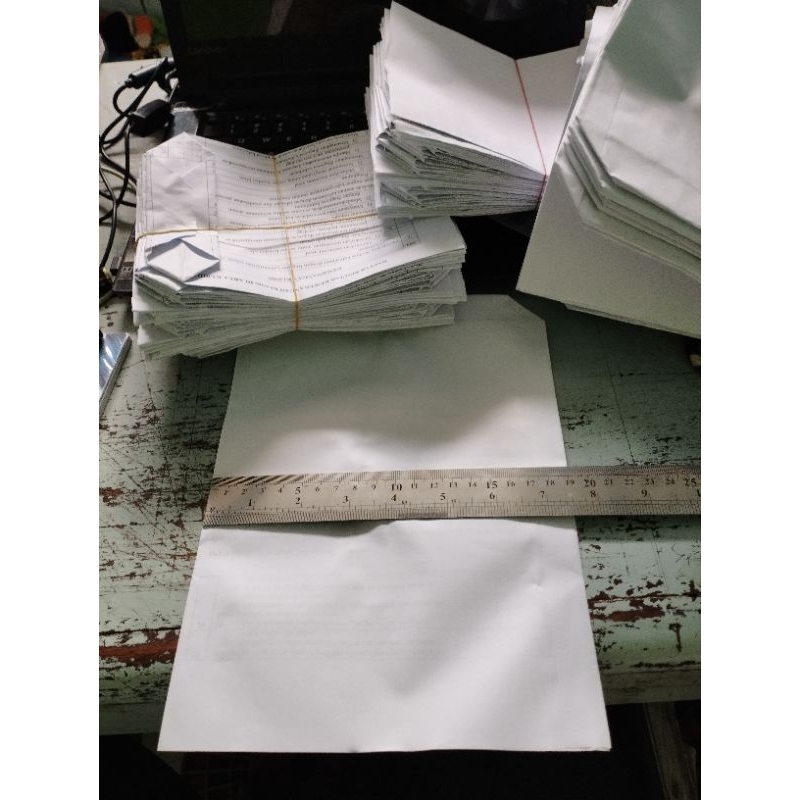 

Kemasan Kertas Gorengan Besar isi 30