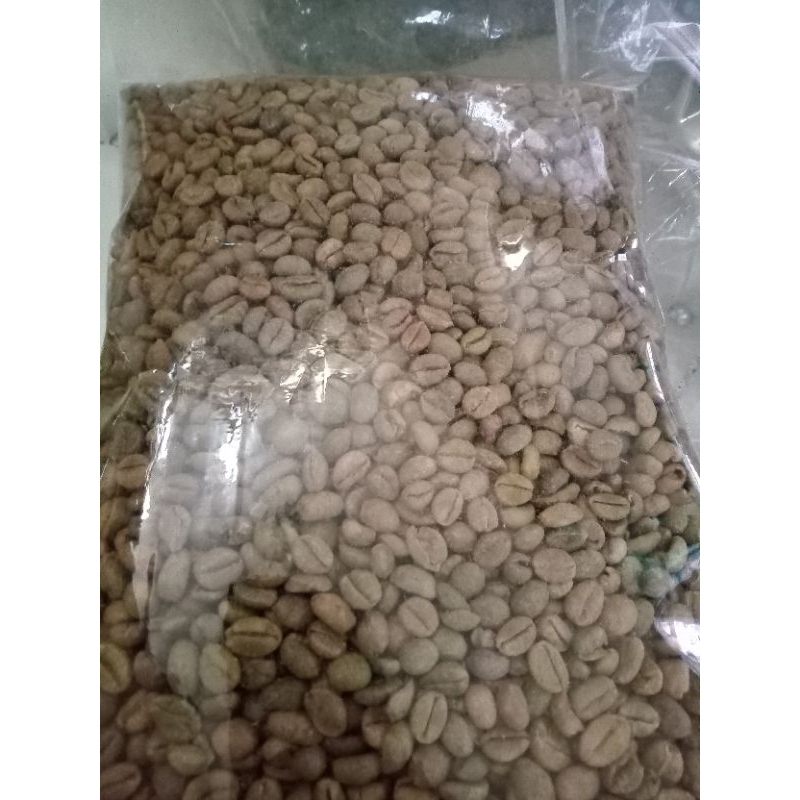 

biji kopi excelsa petik merah