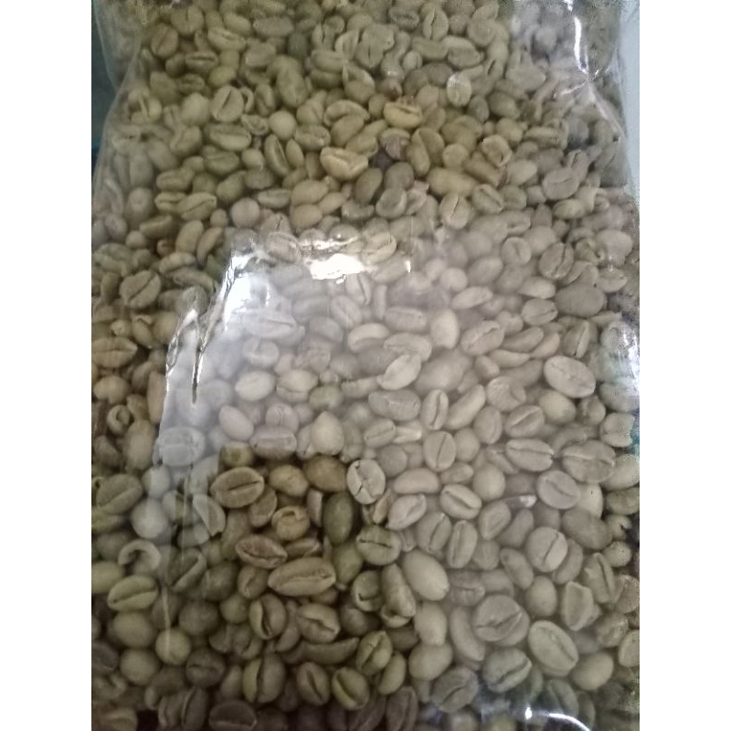 

biji kopi excelsa sortir hitam dan kerikil