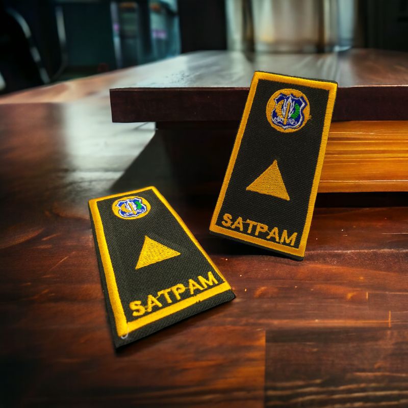 pangkat bordir gada madya satpam