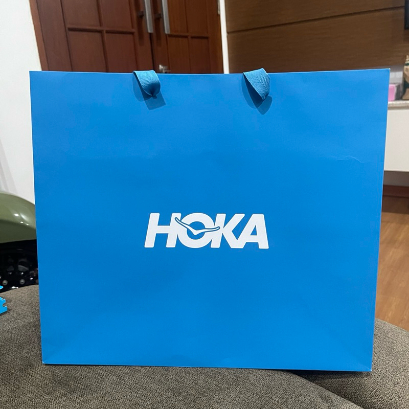 

[READY SIAP KIRIM] PAPERBAG HOKA BIRU ORIGINAL FROM STORE