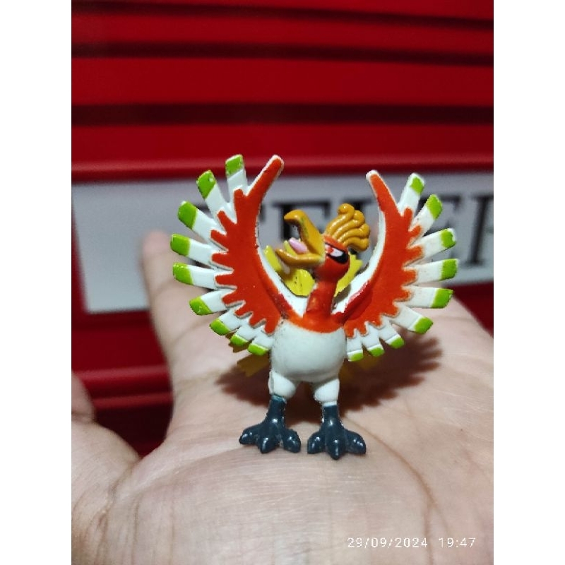 Action Figure Pokemon Legendary Lugia, Zygrade, Zacian, Necrozma, Ho Oh