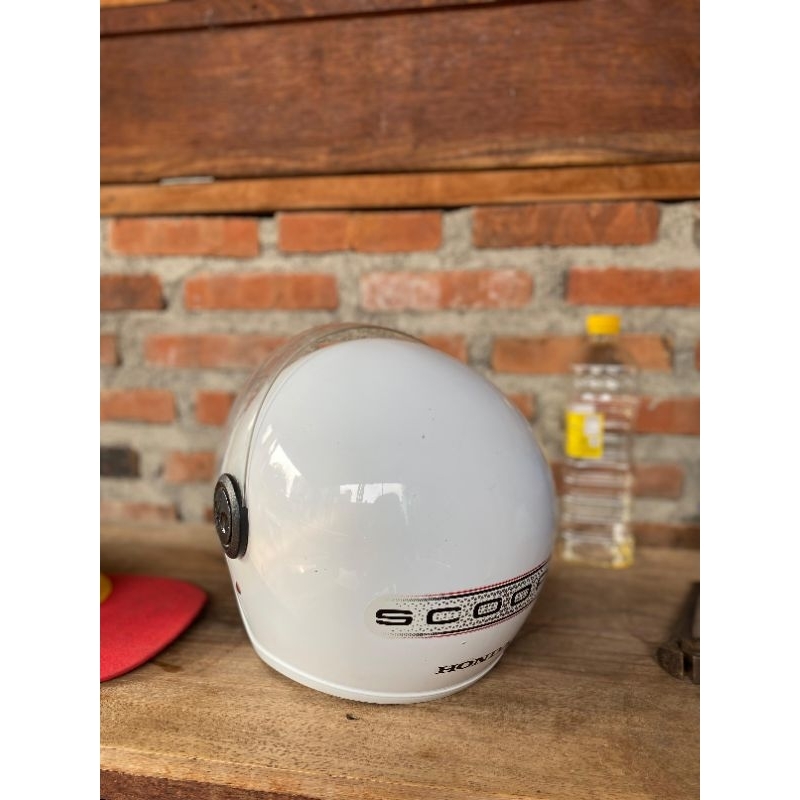 helm Scoopy original