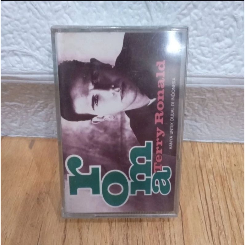 Kaset Pita Terry Ronald - Roma Segel