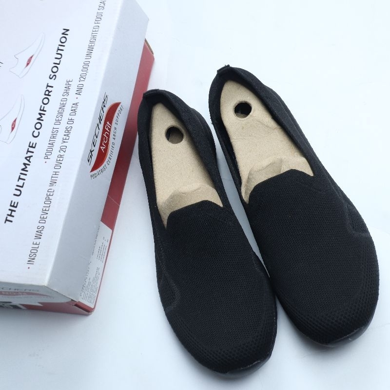 Sepatu Skechers ArchFit  Machine Washable