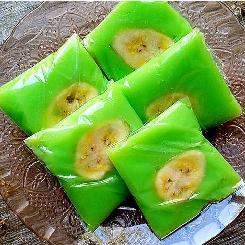 

Tepung Maizena Maizenaku Corn Starch 1 Kg