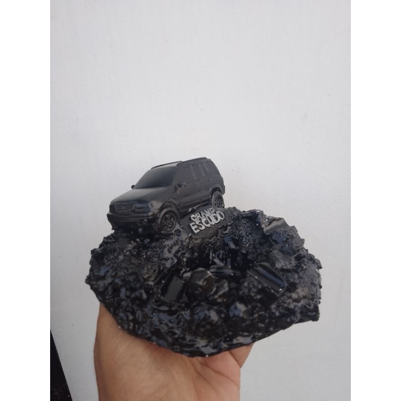 Asbak rokok miniatur mobil Suzuki escudo