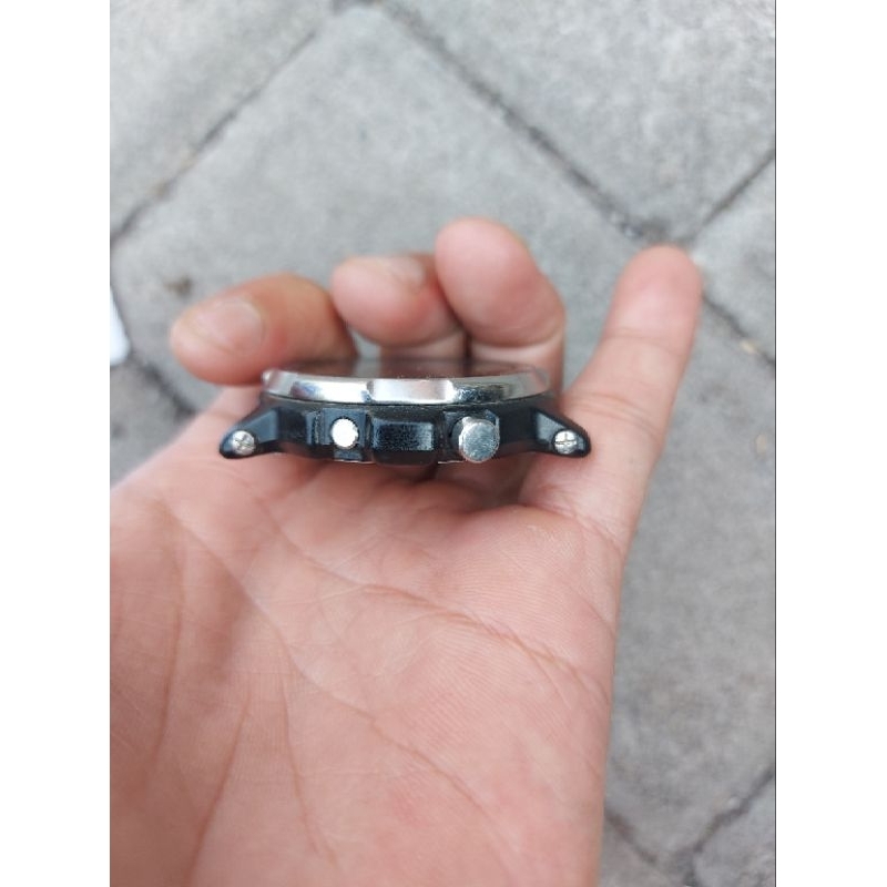 SECOND ORIGINAL VINTAGE CASIO DW 401 SKYWALKER