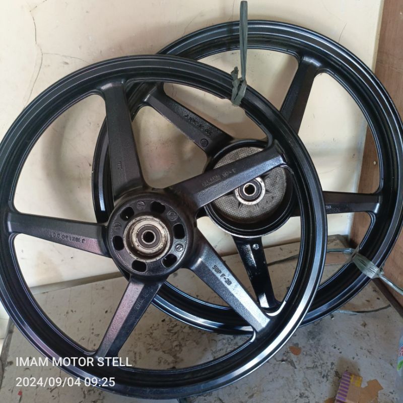 Velg pelek scorpion 1set ORI copotan ring18/18 PNP rxking